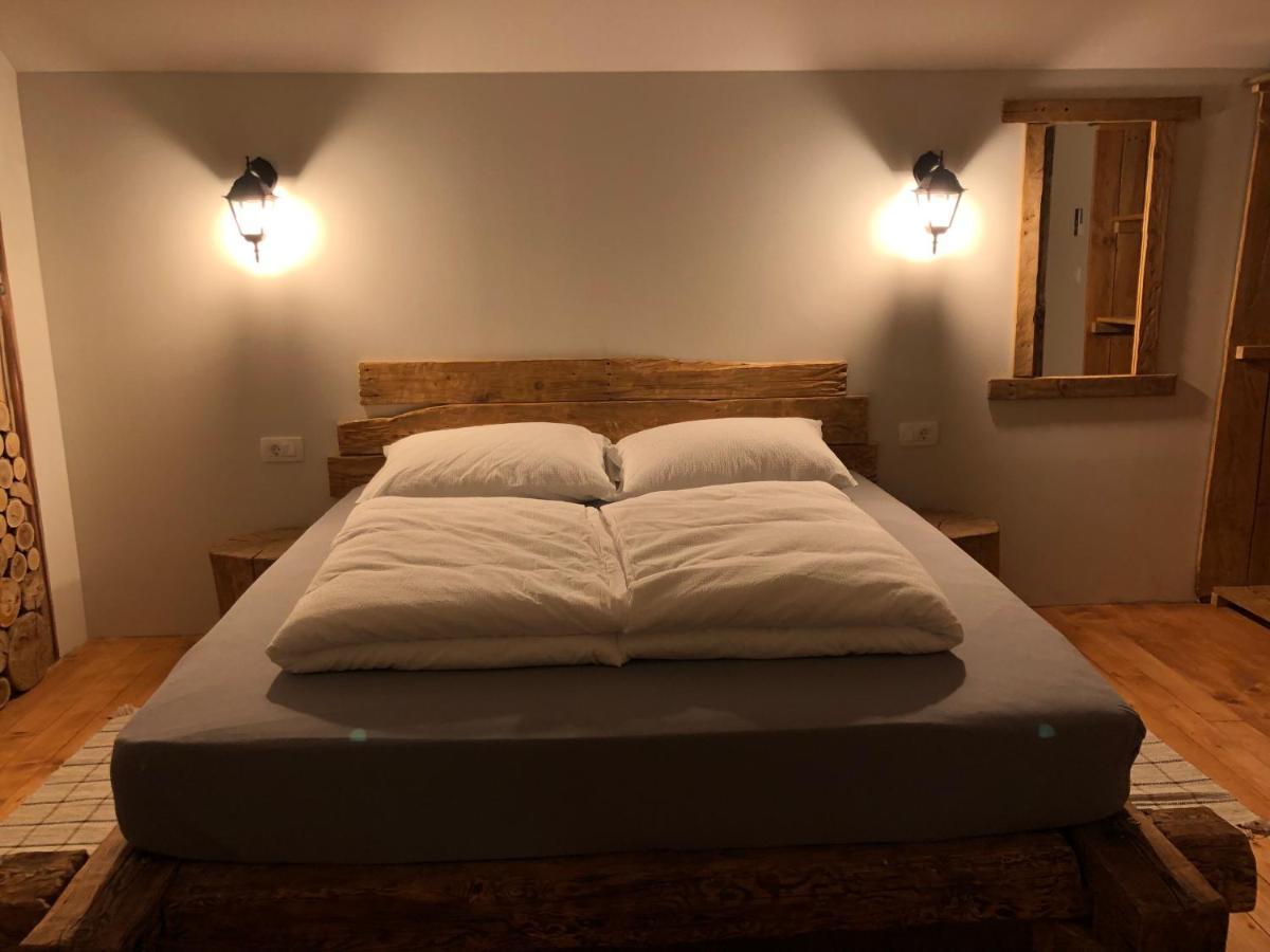 Vamis Hotel Gornji Petrovci Room photo