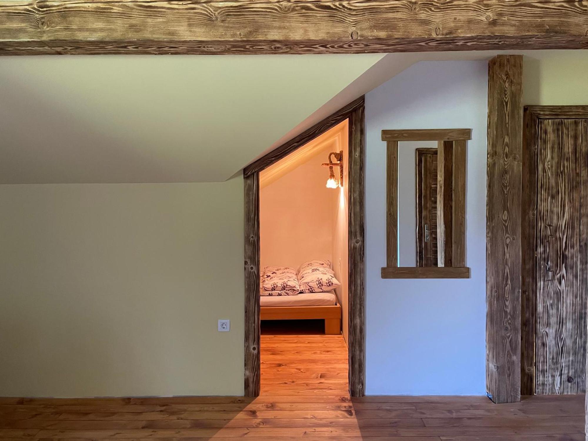 Vamis Hotel Gornji Petrovci Room photo